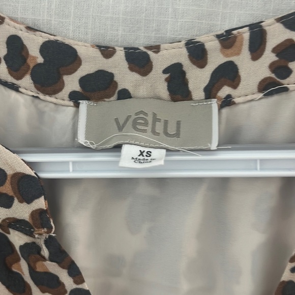 Summer dress by very. Xs. Literally took the tags off and wore it for two hours - Picture 2 of 4